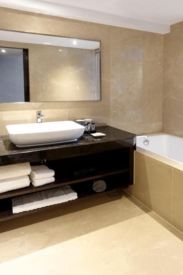 Tango Inn Taipei Zhongshan ภายนอก รูปภาพ